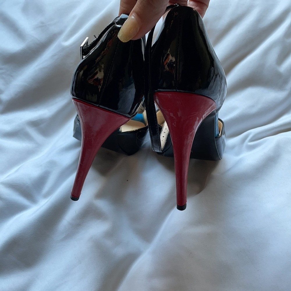 High heels - Picture 4 of 4
